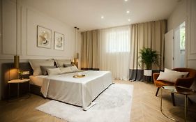 Club Boutique Rooms